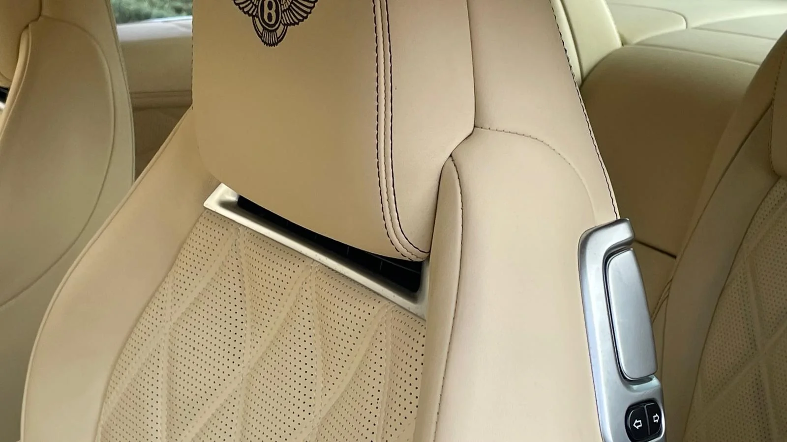 Image pour voiture 21