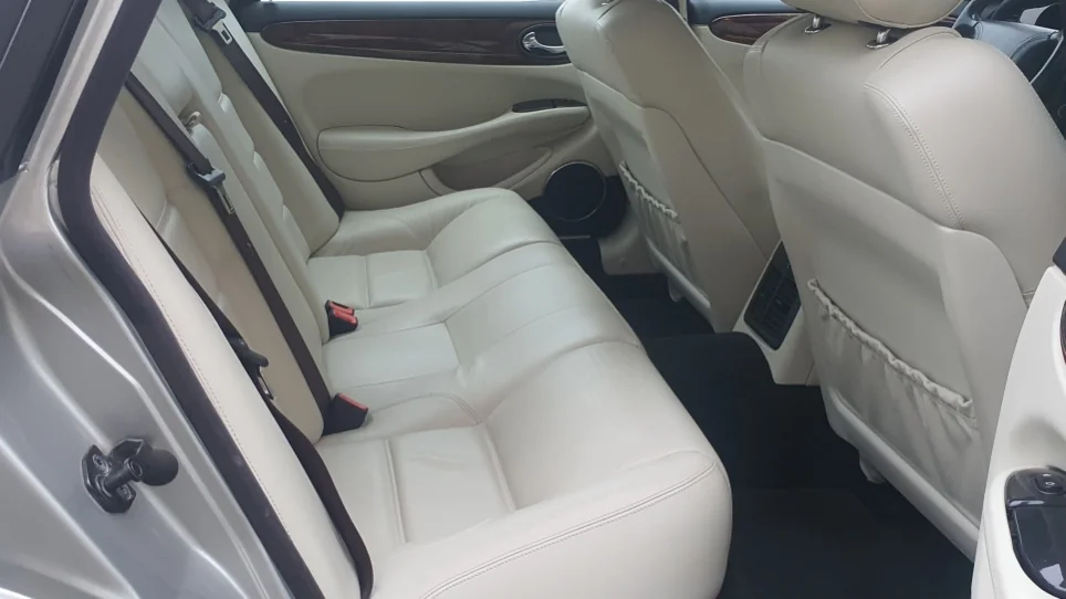 Image pour voiture 27