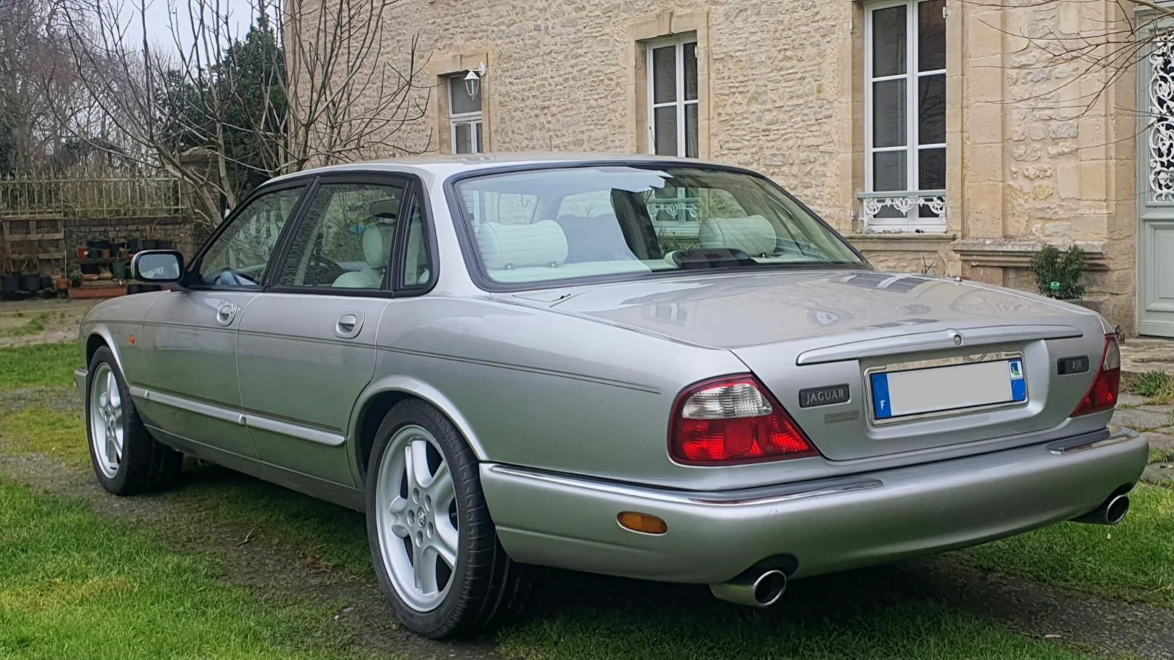 Image pour voiture 27