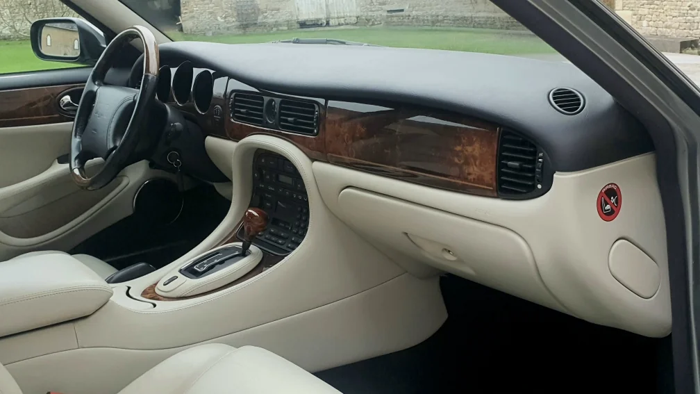 Jaguar  X308 Supercharged